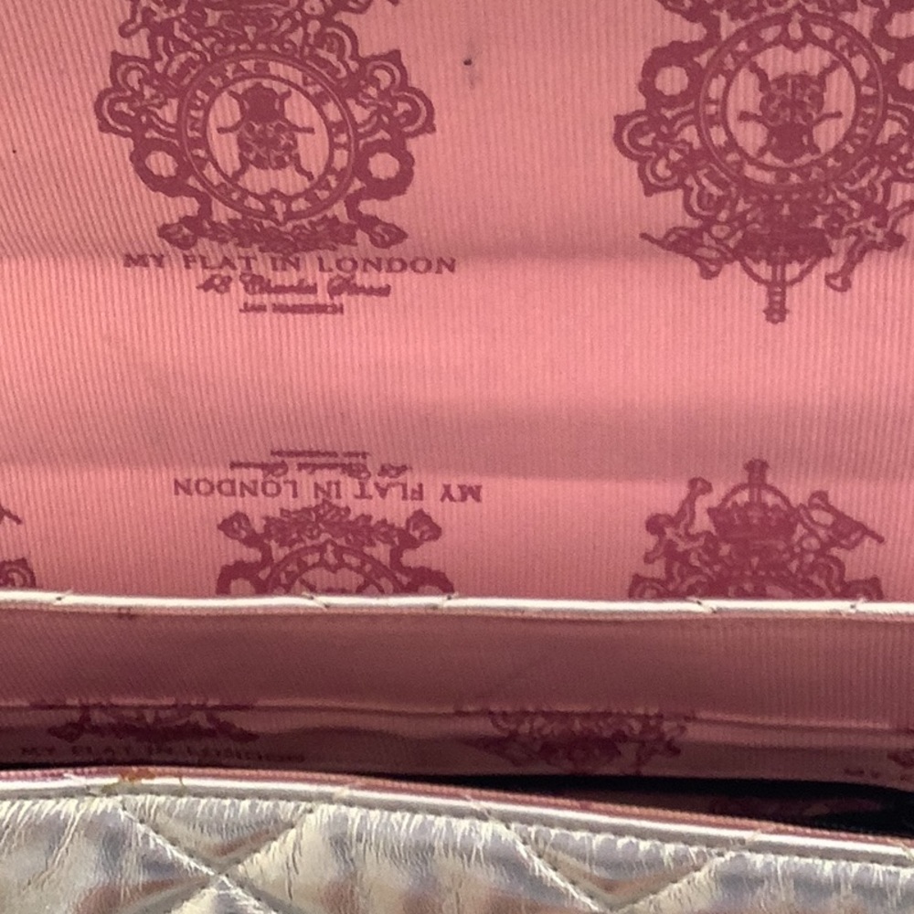My Flat in London Satchel 🖤🖤🖤 - Picture 10 of 14